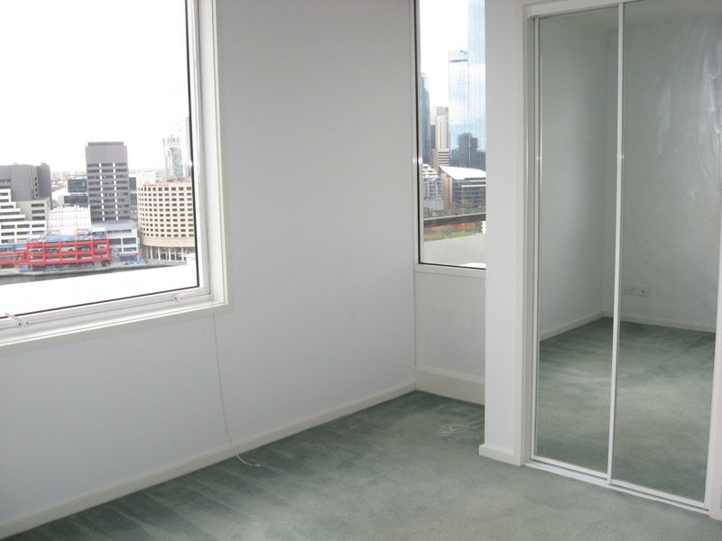 REF 20977/79 Whiteman Street, Southbank VIC 3006