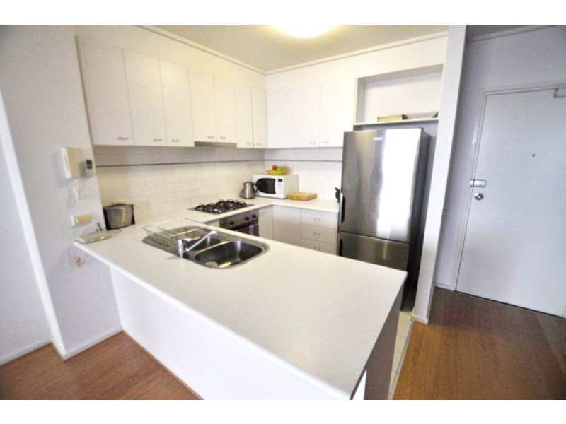 1105/28 Bank Street, South Melbourne VIC 3205