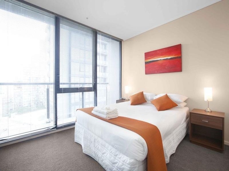 REF 20987/100 Kavanagh Street, Southbank VIC 3006