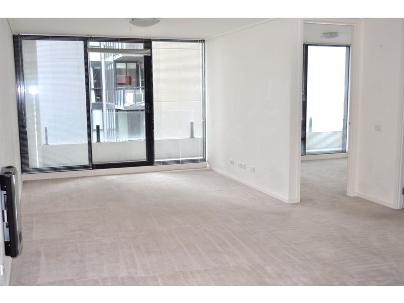 REF 20994/163 City Road, Southbank VIC 3006