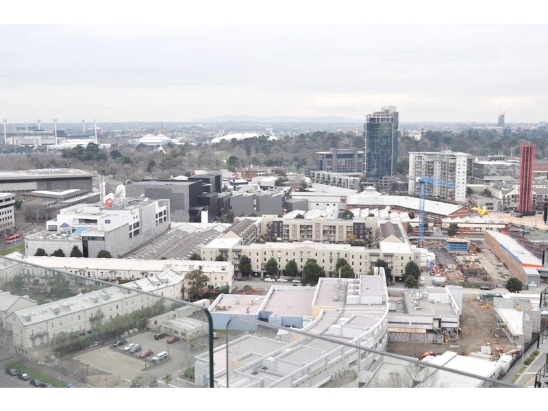 REF 20994/163 City Road, Southbank VIC 3006