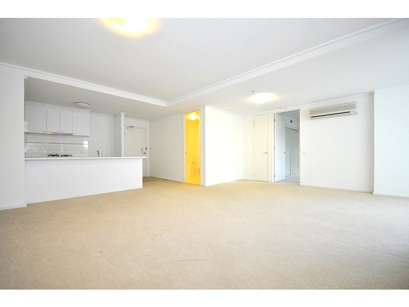 REF 20997/99 Whiteman Street, Southbank VIC 3006