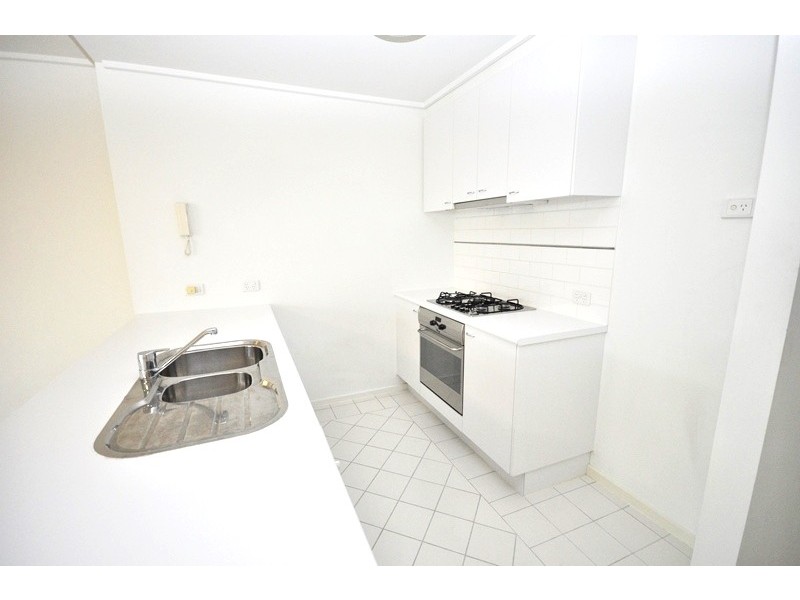 REF 20997/99 Whiteman Street, Southbank VIC 3006