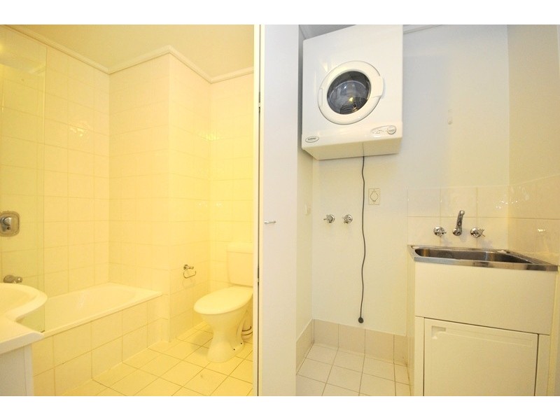 REF 20997/99 Whiteman Street, Southbank VIC 3006