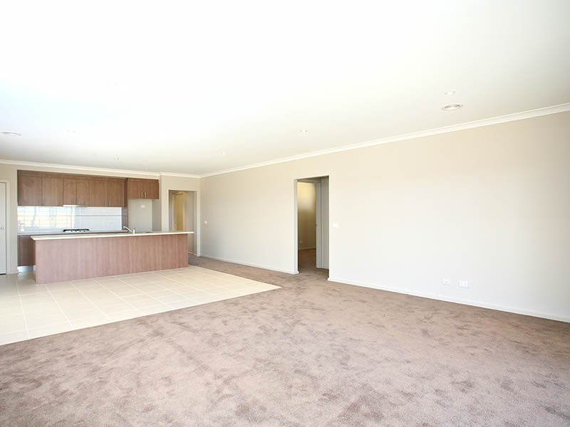 27 Windrest Way, Point Cook VIC 3030