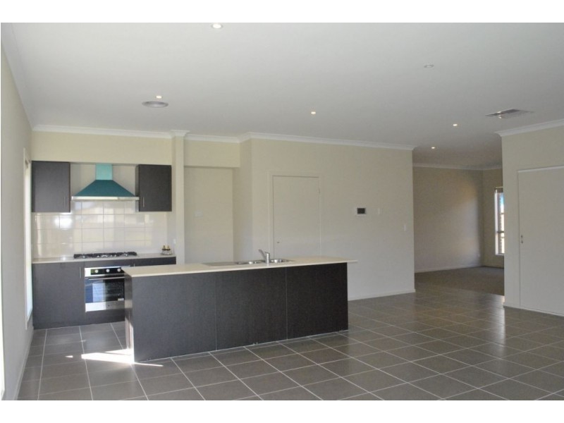 40 Ceratta Crescent, Tarneit VIC 3029