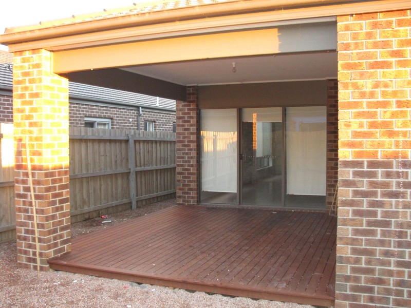 26 Grassbird Drive, Point Cook VIC 3030