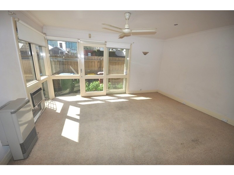 71 Eastern Road, Southbank VIC 3006