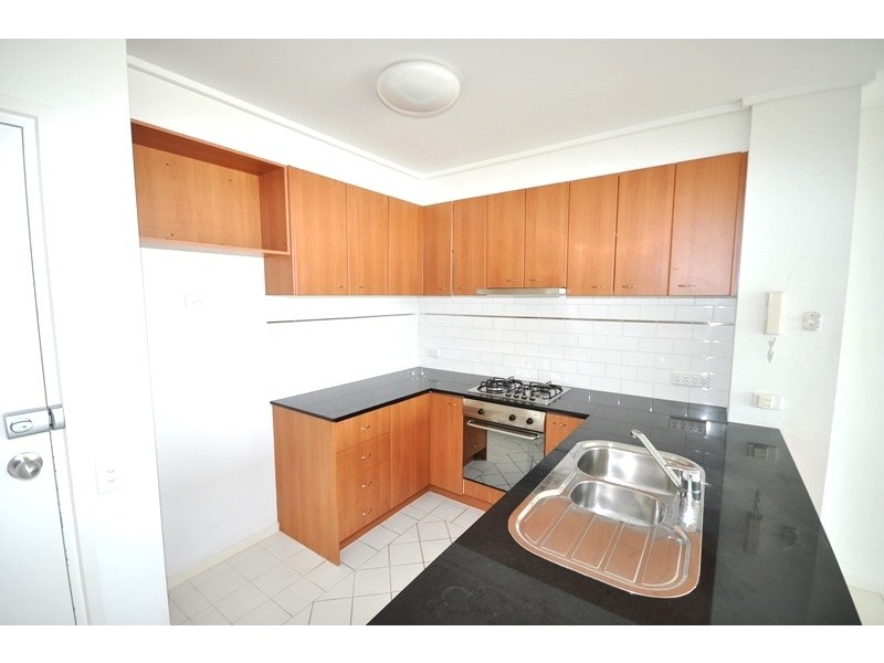 REF 20541/28 Bank Street, South Melbourne VIC 3205