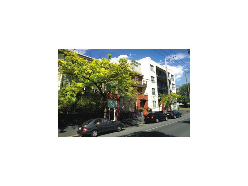 2/18 Courtney Street, North Melbourne VIC 3051