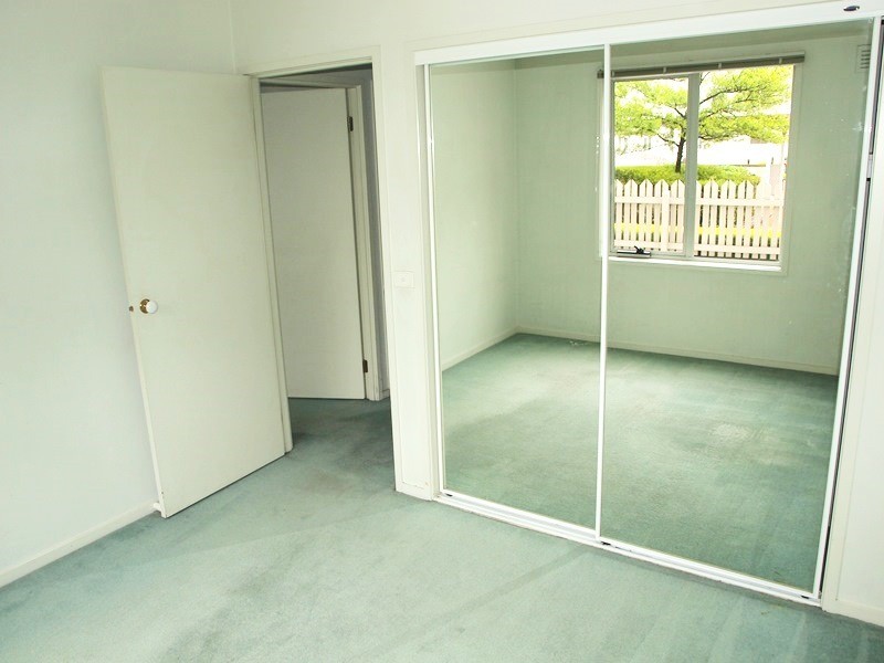 2/18 Courtney Street, North Melbourne VIC 3051