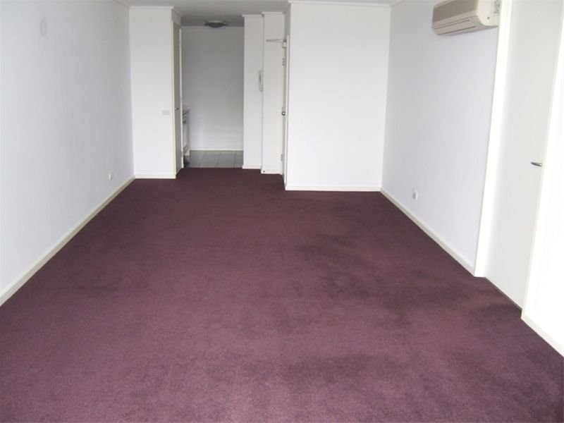 REF 21031/183 City Road, Southbank VIC 3006