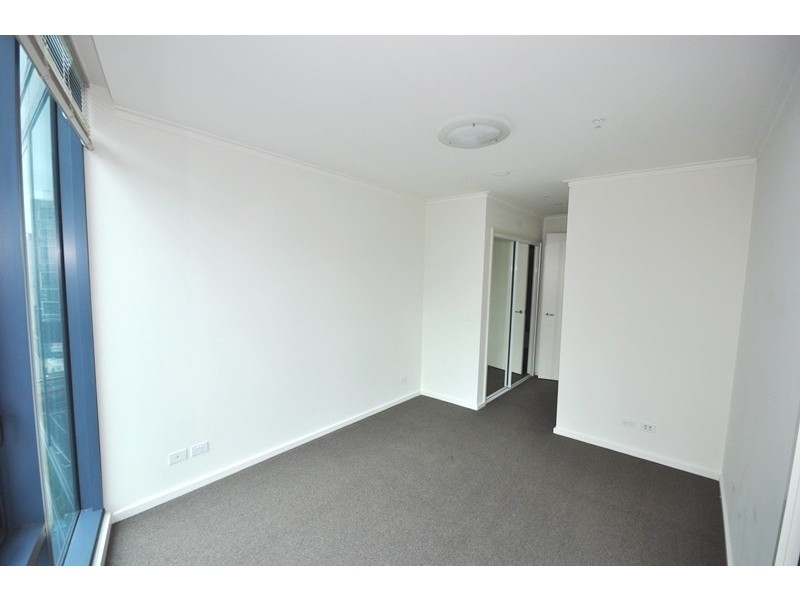 REF 21032/180 City Road, Southbank VIC 3006