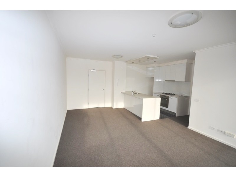 REF 21034/63 Whiteman Street, Southbank VIC 3006