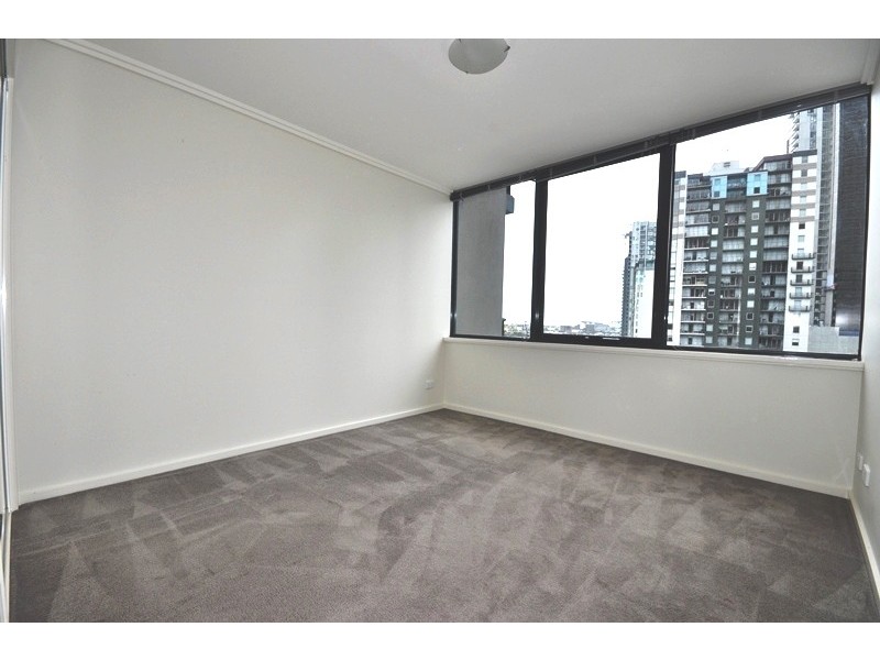 REF 21035/22 Kavanagh Street, Southbank VIC 3006