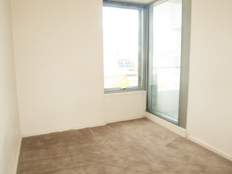 REF 21036/118 Dudley Street, West Melbourne VIC 3003