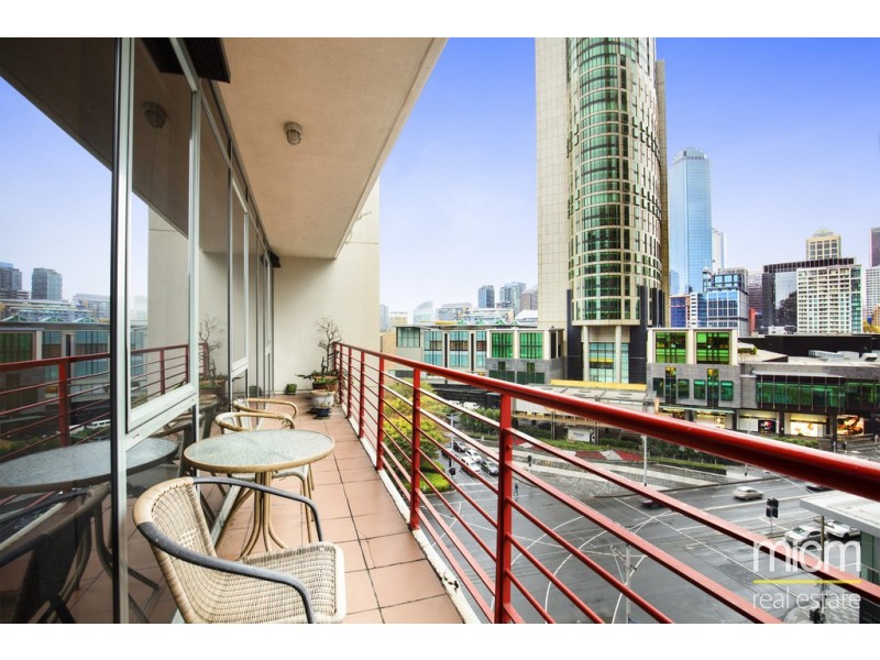 702/83 Queensbridge Street, Southbank VIC 3006