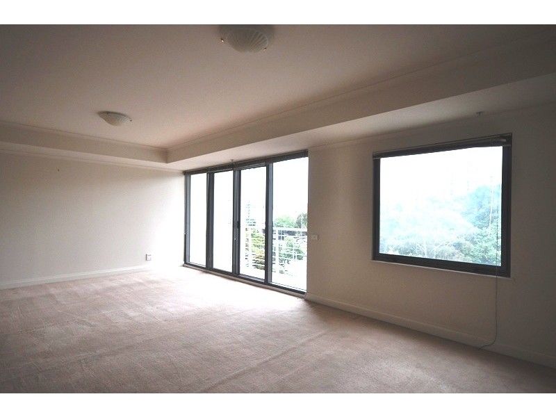 REF 21044/299 Spring Street, Melbourne VIC 3000