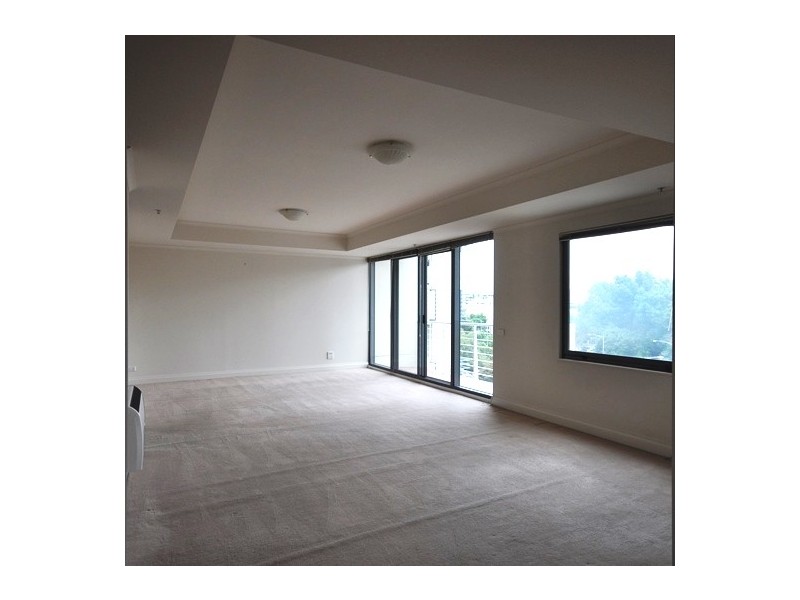 REF 21044/299 Spring Street, Melbourne VIC 3000