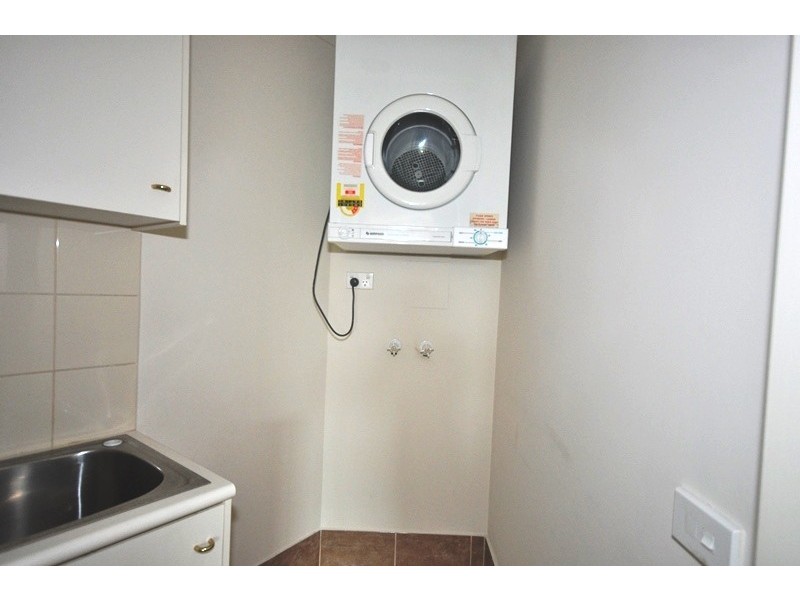 REF 21044/299 Spring Street, Melbourne VIC 3000