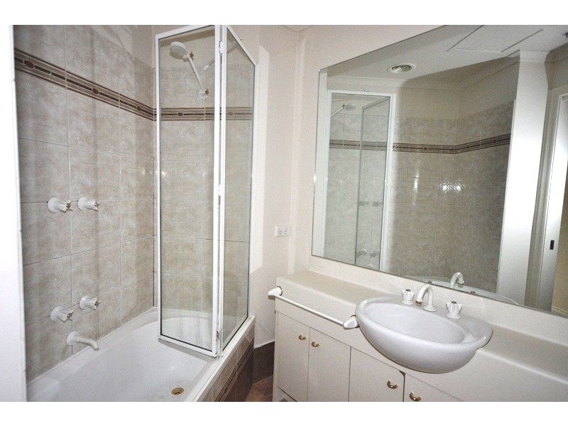 REF 21044/299 Spring Street, Melbourne VIC 3000