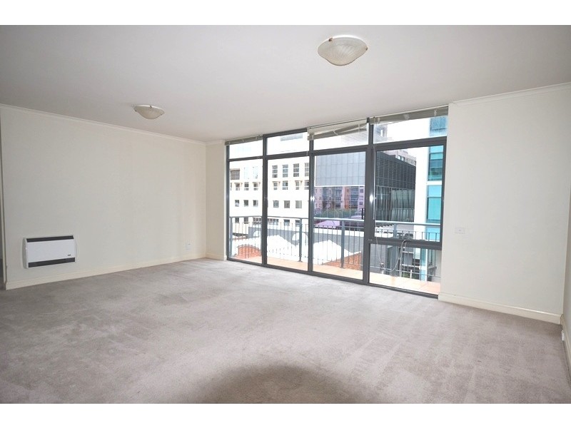 REF 21048/28 Little Lonsdale Street, Melbourne VIC 3000
