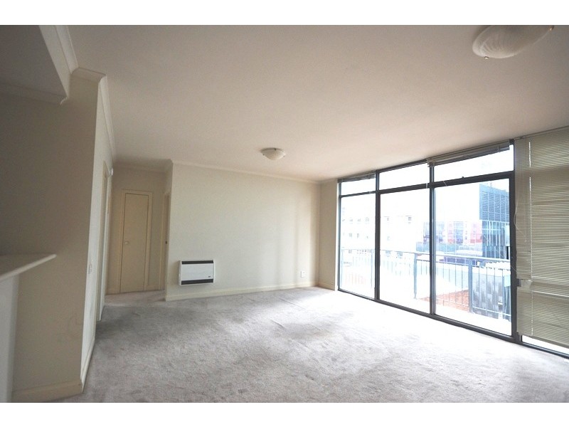 REF 21048/28 Little Lonsdale Street, Melbourne VIC 3000