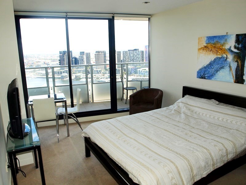 2508B/100 Harbour Esplanade, Docklands VIC 3008