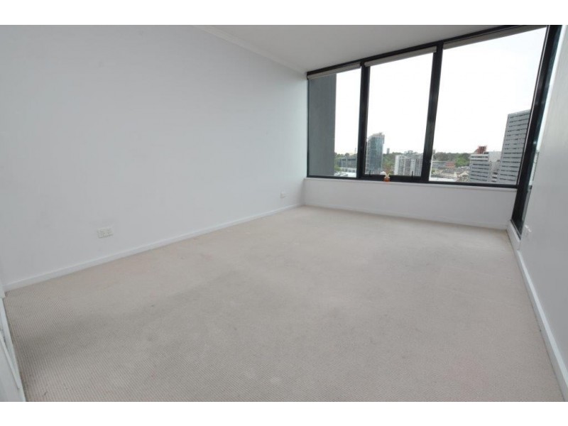 REF 21051/38 Kavanagh Street, Southbank VIC 3006