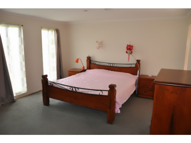 11 Adderley Court, Point Cook VIC 3030