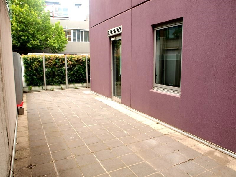 REF 21053/118 Dudley Street, West Melbourne VIC 3003