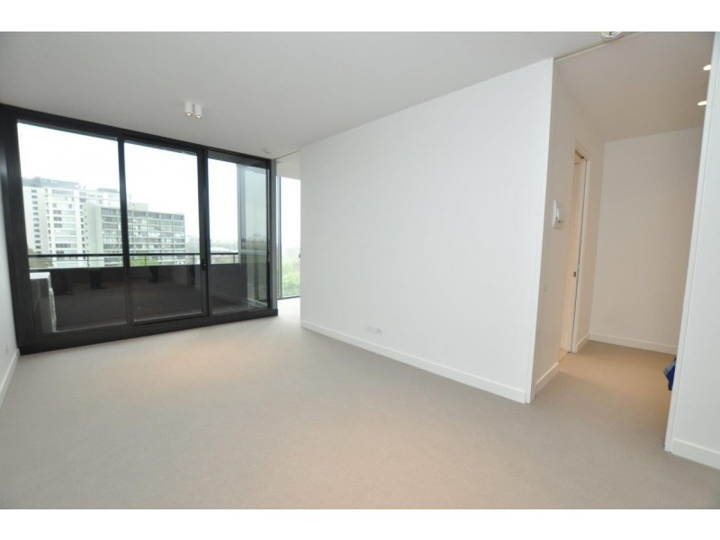 807/74 Queens Road, Melbourne VIC 3004