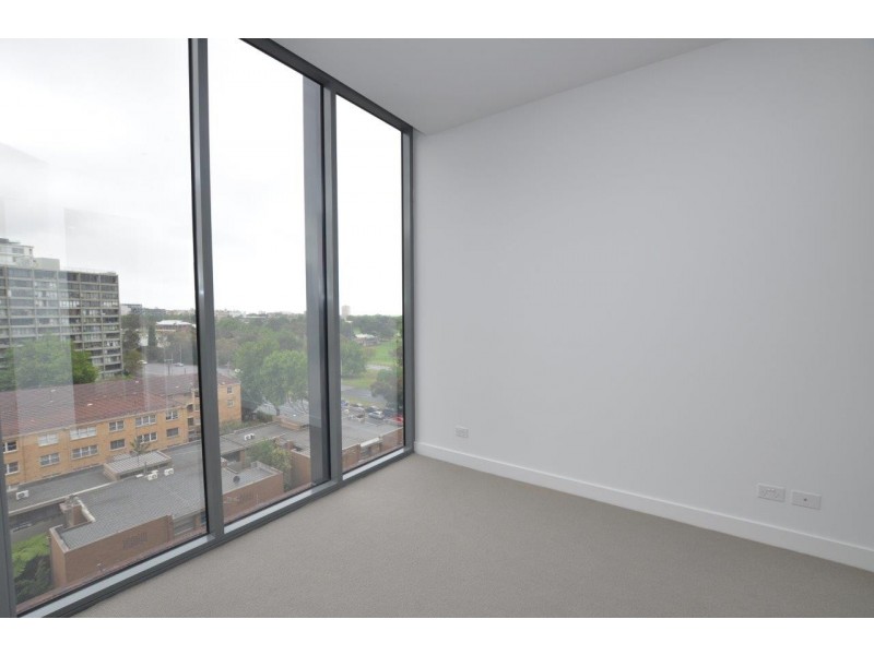 807/74 Queens Road, Melbourne VIC 3004