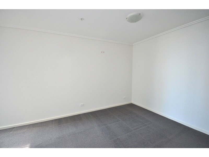 REF 21054/88 Kavanagh Street, Southbank VIC 3006