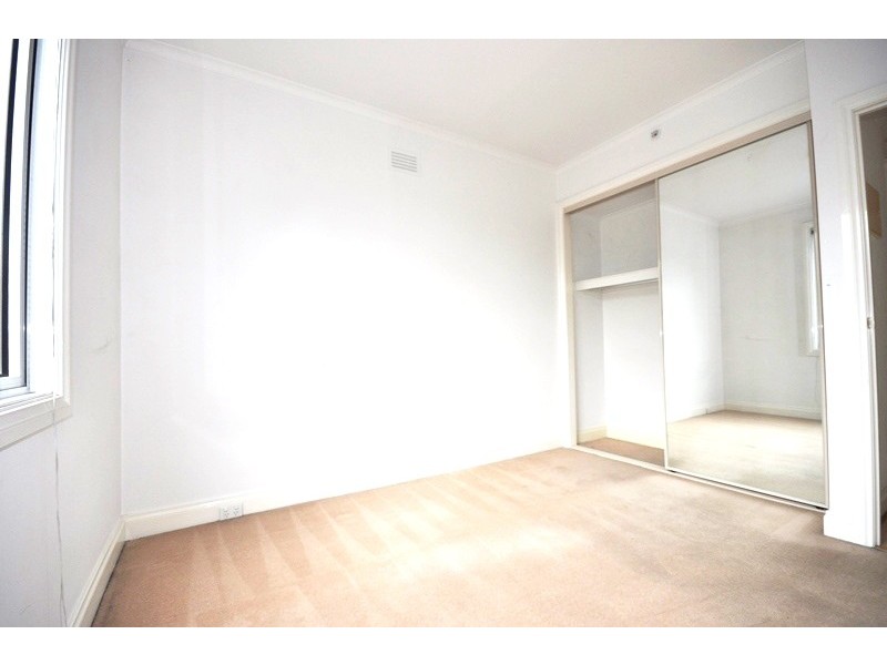 REF 20938/33 La Trobe Street, Melbourne VIC 3000