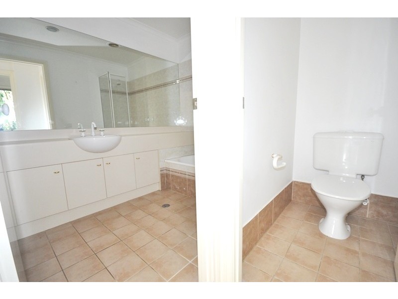 REF 20938/33 La Trobe Street, Melbourne VIC 3000