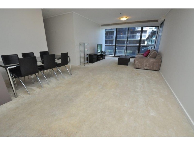 REF 21057/173 City Road, Southbank VIC 3006