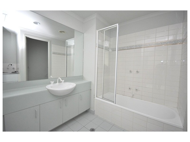 REF 21060/5 Bedford Street, North Melbourne VIC 3051