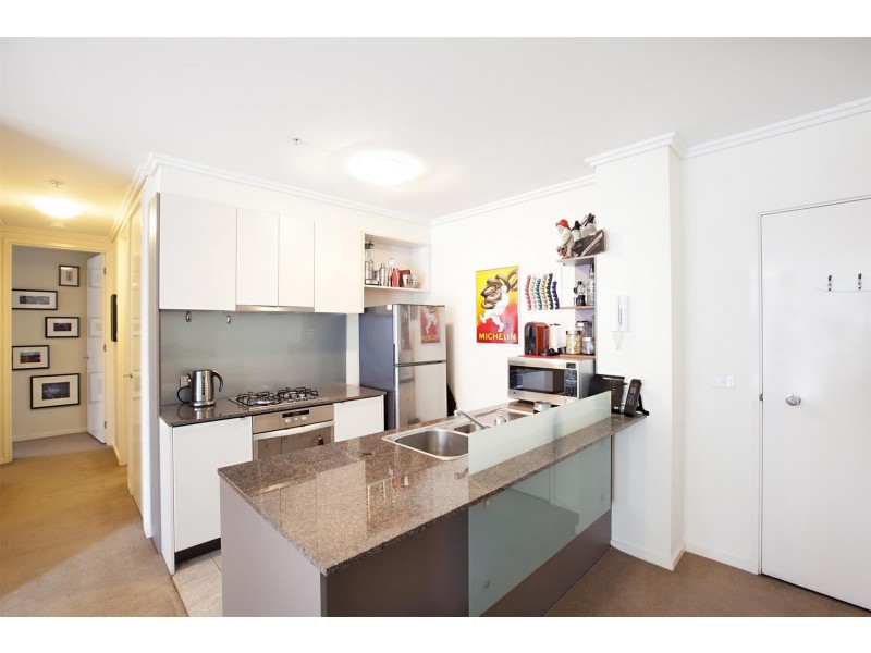 REF 21063/88 Kavanagh Street, Southbank VIC 3006