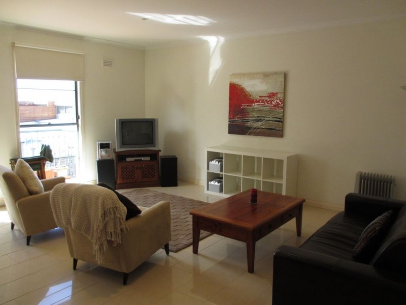 REF 21064/682 Nicholson Street, Fitzroy North VIC 3068