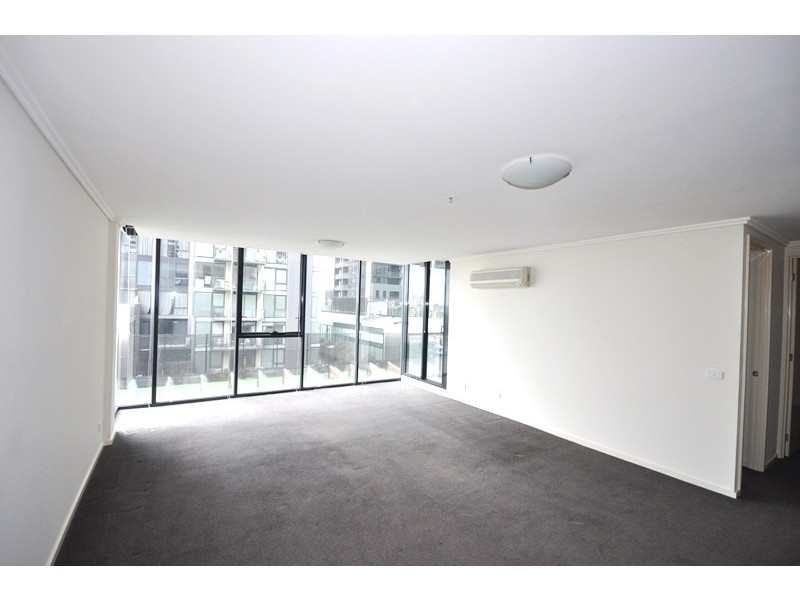 REF 21067/88 Kavanagh Street, Southbank VIC 3006