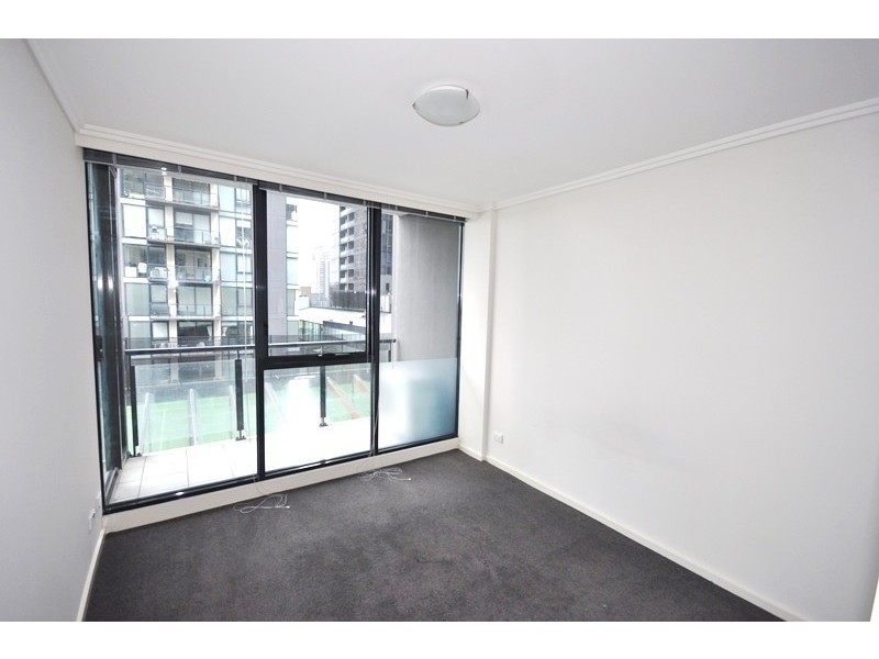 REF 21067/88 Kavanagh Street, Southbank VIC 3006