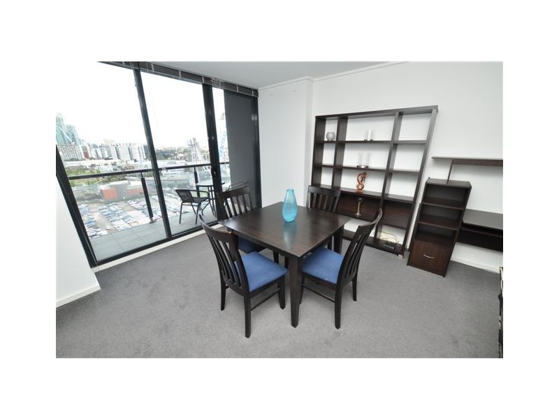 REF 21072/183 City Road, Southbank VIC 3006