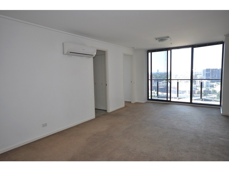 REF 21077/173 City Road, Southbank VIC 3006