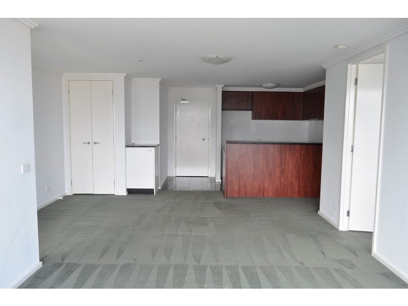 REF 21079/22 Kavanagh Street, Southbank VIC 3006