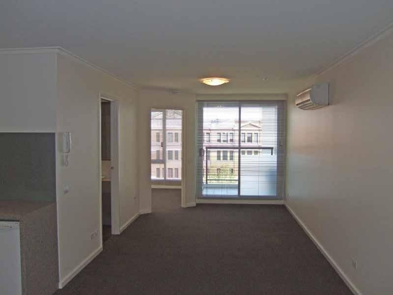 REF 21081/58 Jeffcott Street, West Melbourne VIC 3003
