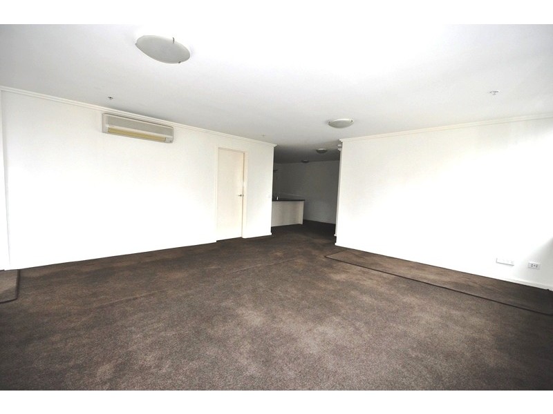 REF 21083/22 Kavanagh Street, Southbank VIC 3006