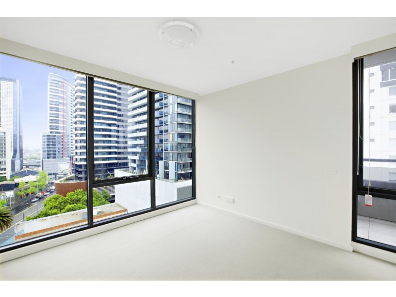 1004/63 Whiteman Street, Southbank VIC 3006