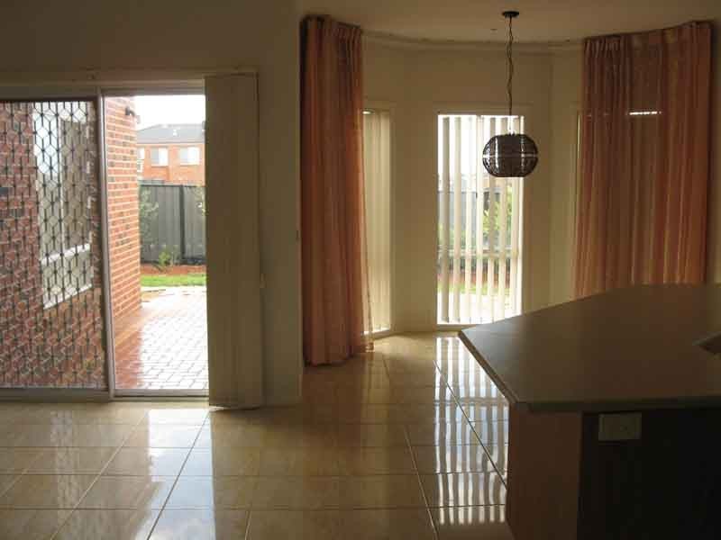 12 Spender Avenue, Point Cook VIC 3030