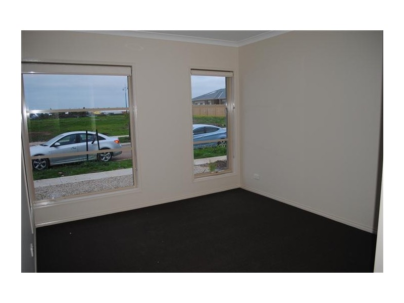 23 Santorini Crescent, Point Cook VIC 3030